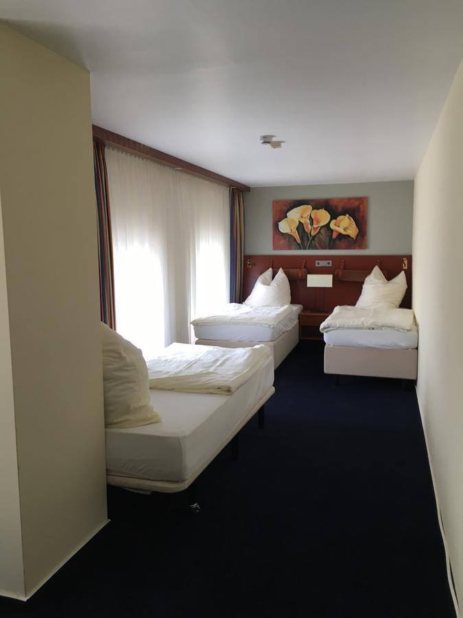 Motel Monteur Ашерслебен Екстер'єр фото