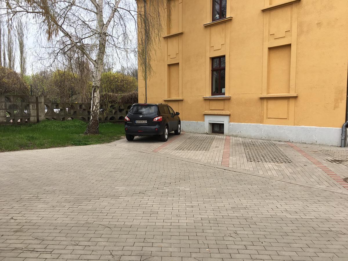 Motel Monteur Ашерслебен Екстер'єр фото
