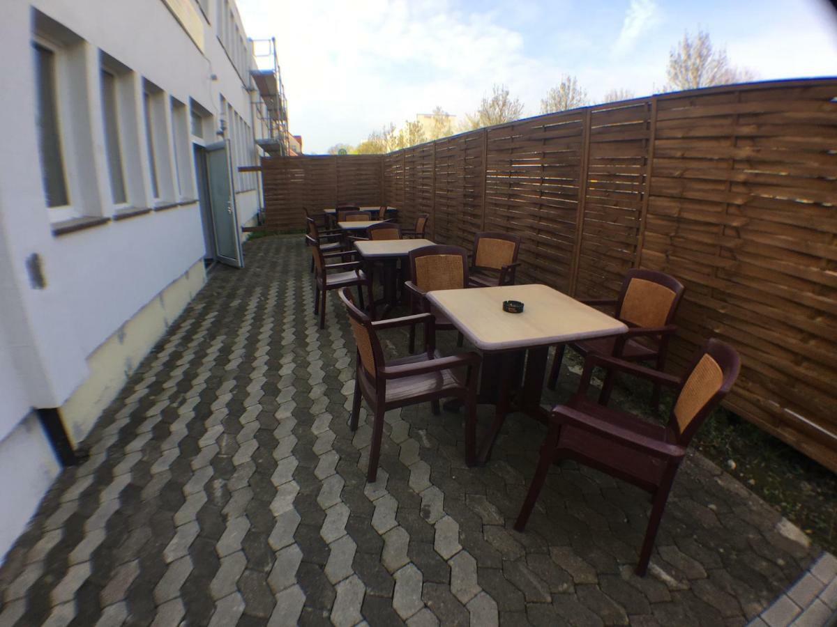 Motel Monteur Ашерслебен Екстер'єр фото